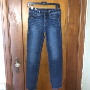 American Eagle jeans size 4